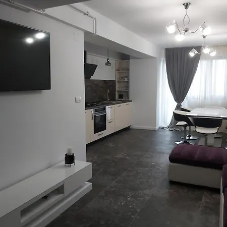 Skyview Sif Apartment